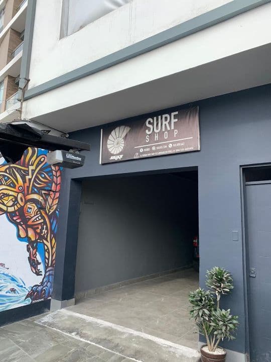 SSUKS Surf Shop
